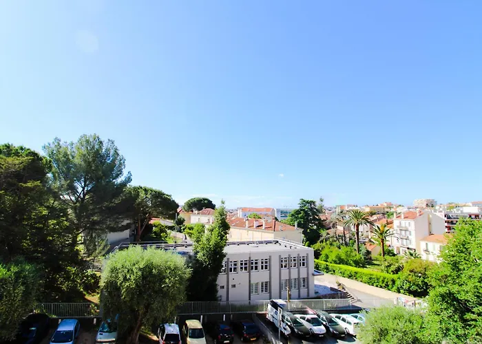 Le Republique By Apirent #Balcon #Climatisation #Parking