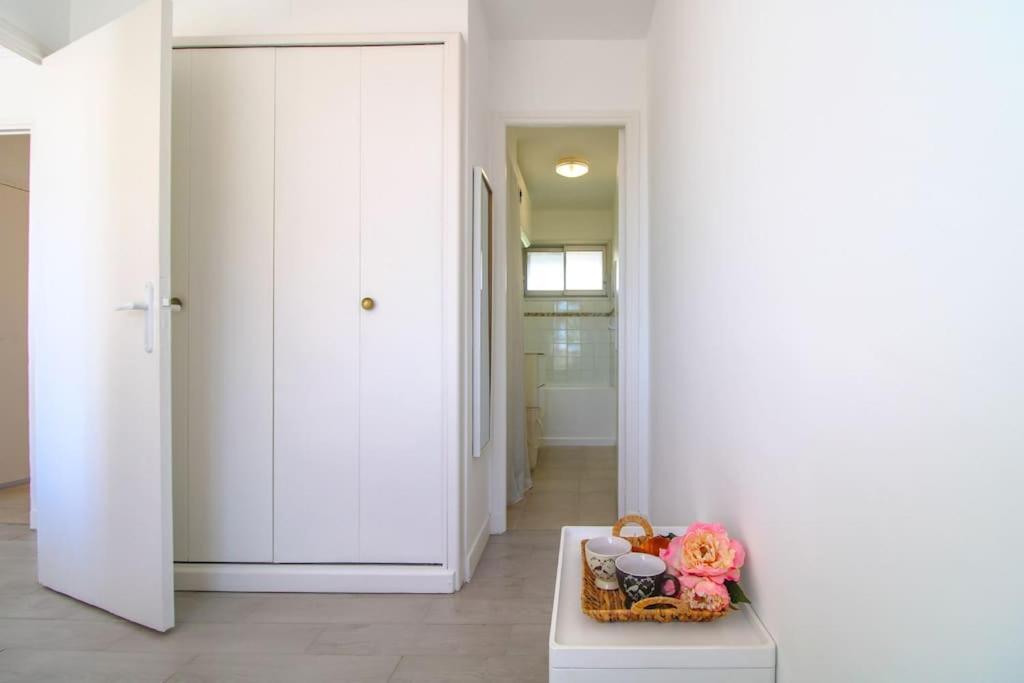 Le Republique By Apirent #balcon #climatisation #parking Apartamento
